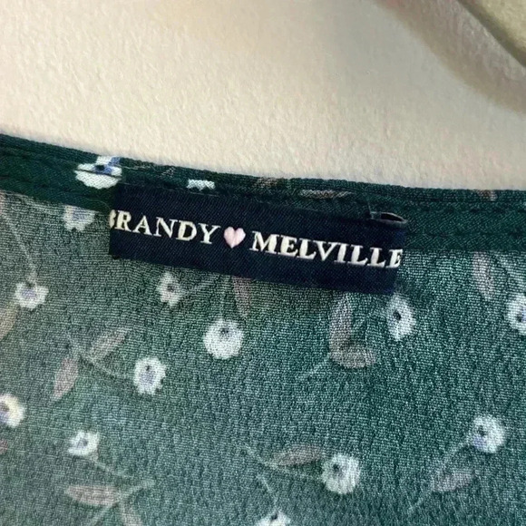 Brandy Melville Teal Short Sleeve Crop Top - Picture 3 of 5